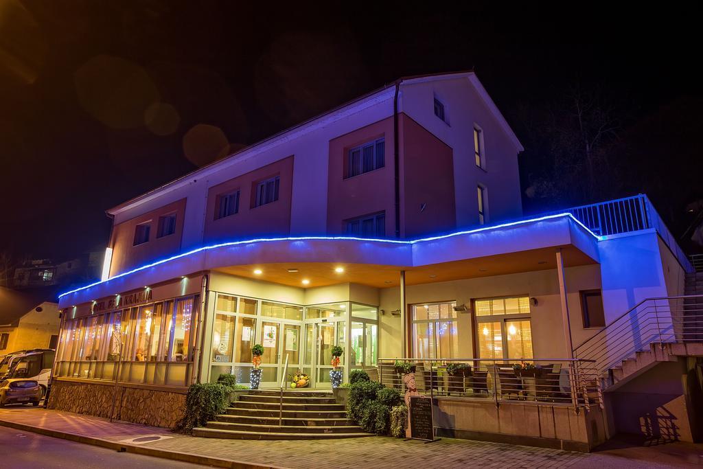 Hotel Bela Krajina Metlika Exterior foto