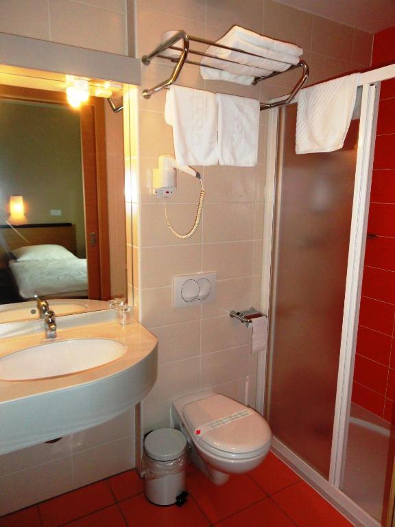 Hotel Bela Krajina Metlika Quarto foto